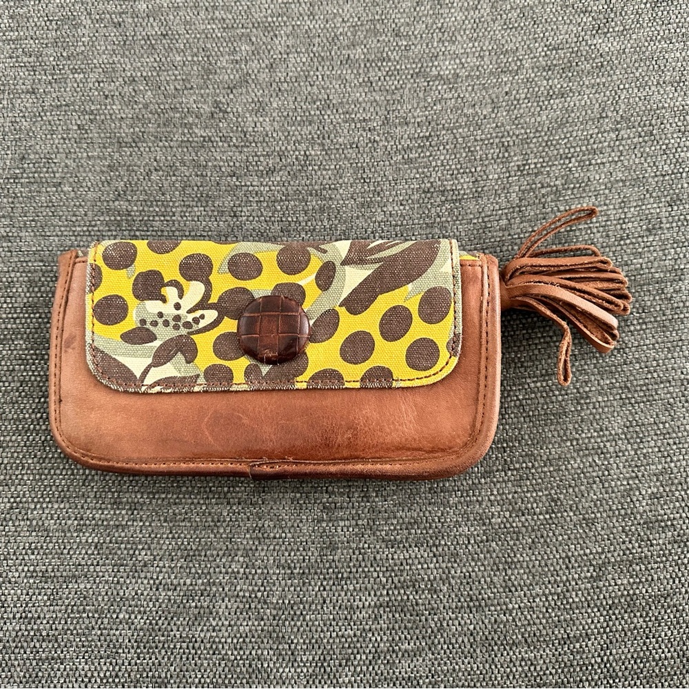 Anthropologie ‘Lucky Penny’ yellow & gray fabric floral clutch/wallet